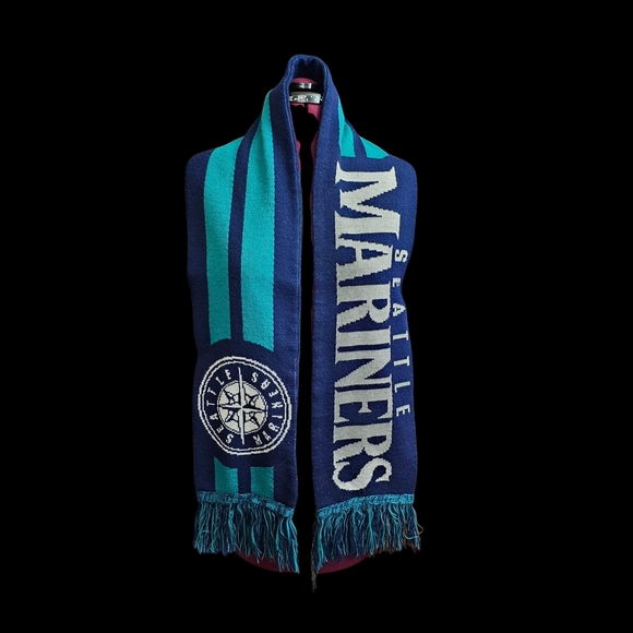Seattle Mariners Blue and Teal Knit Scarf with Fringe Detailing - Picture 1 of 3